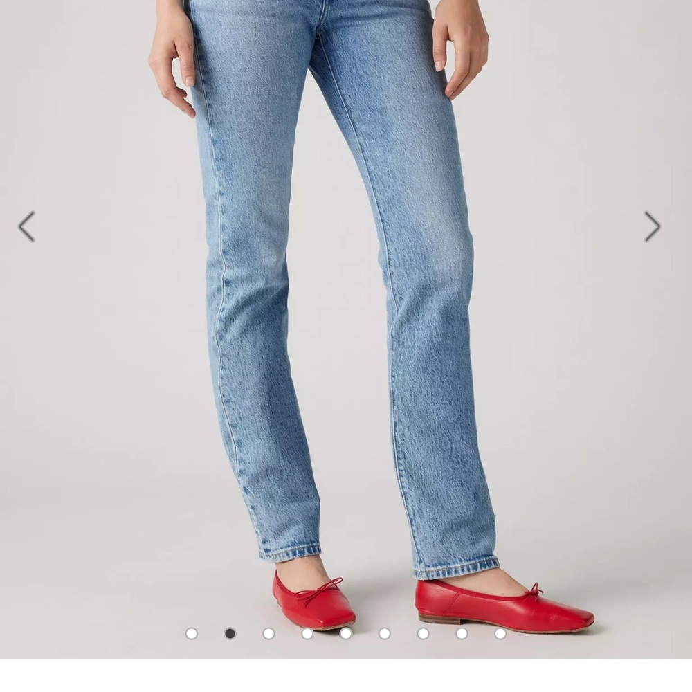 Levi's Light Blue Straight Leg Jeans w25